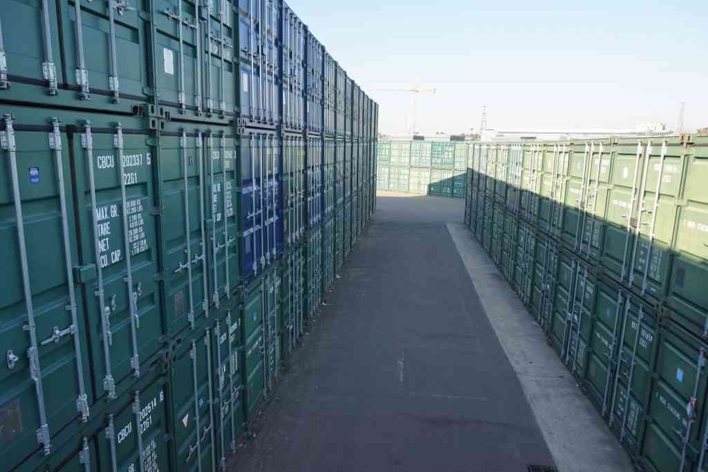 Flexible Storage Grays, Thurrock storage facility in Watson Close, Grays, UK - Image 3