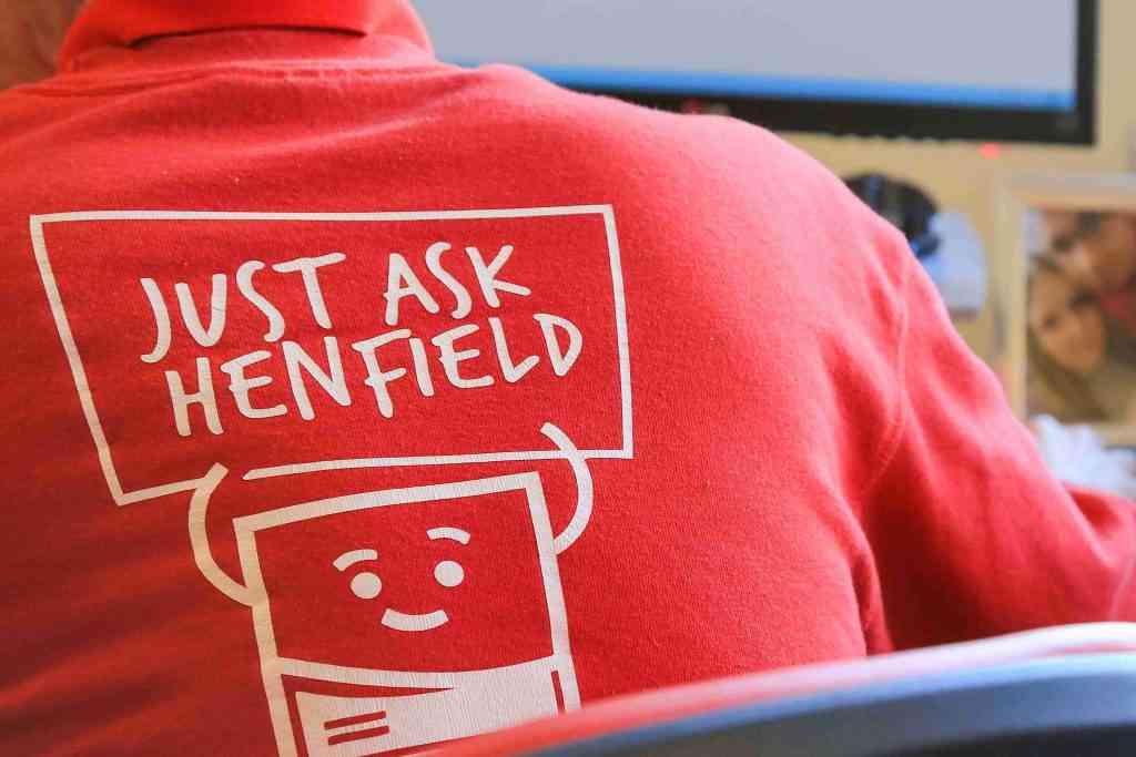 Henfield Storage - Chiswick storage facility in Shield Drive, Brentford, UK - Image 4