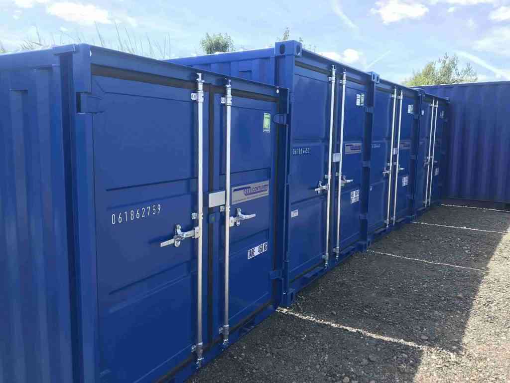 blue self storage Wentloog storage facility in Wentloog Avenue, Rumney, UK - Image 3